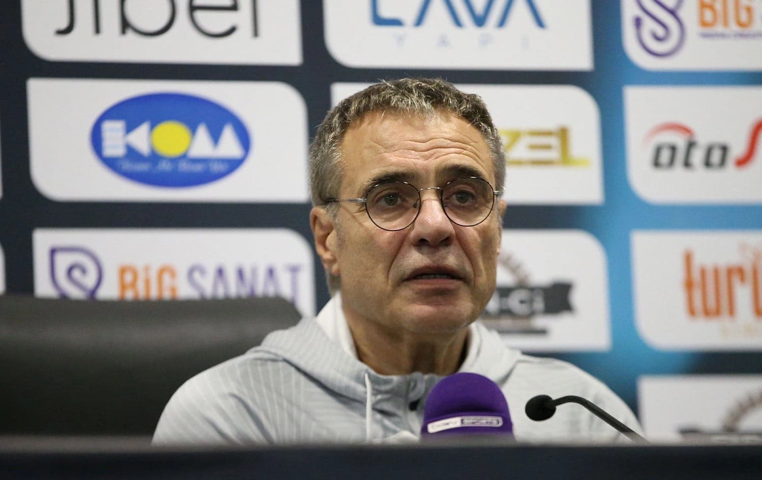 Ersun Yanal - AA