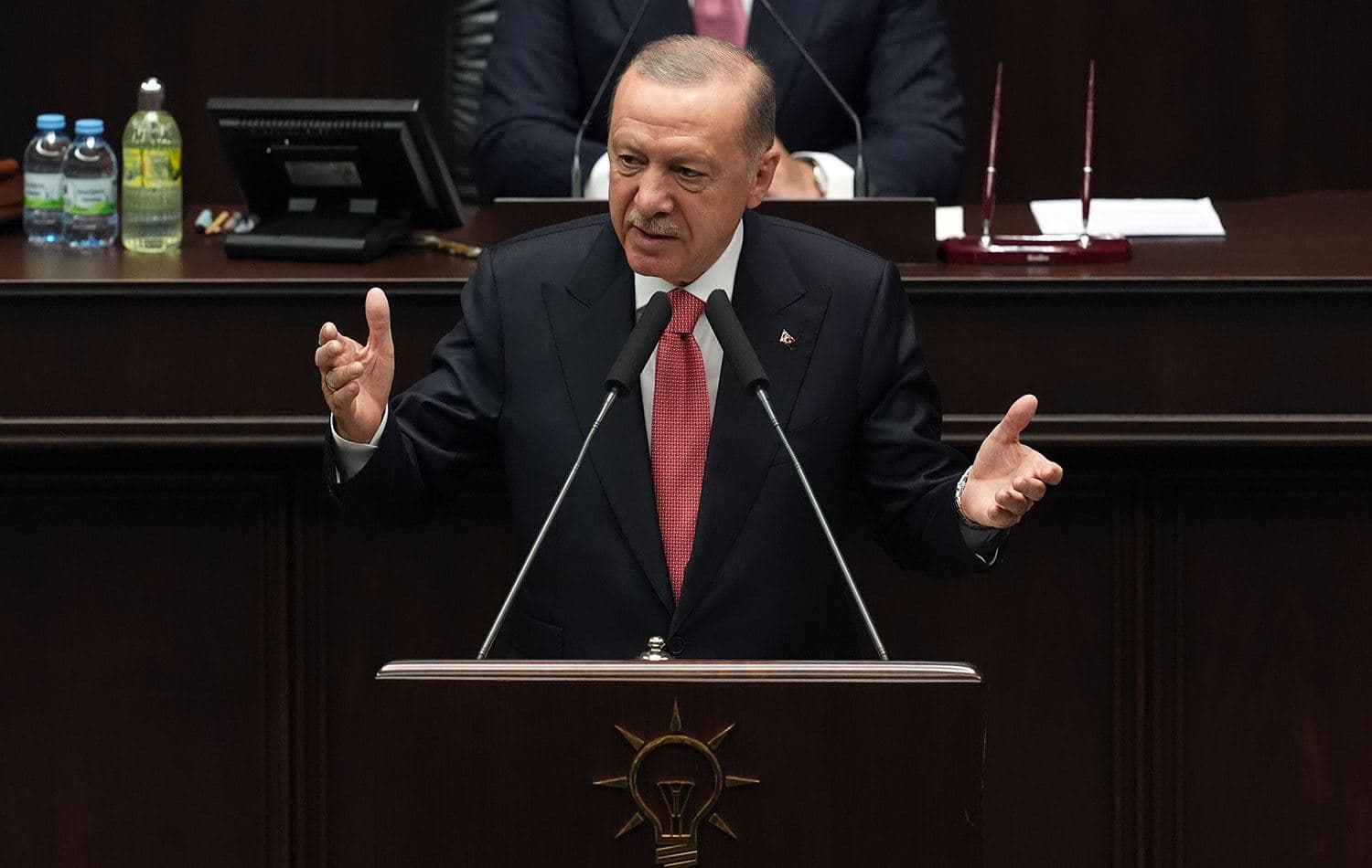 Erdogan îro di komcivîna partiya xwe de li ser mijarên rojevê axivî / Wêne: AA