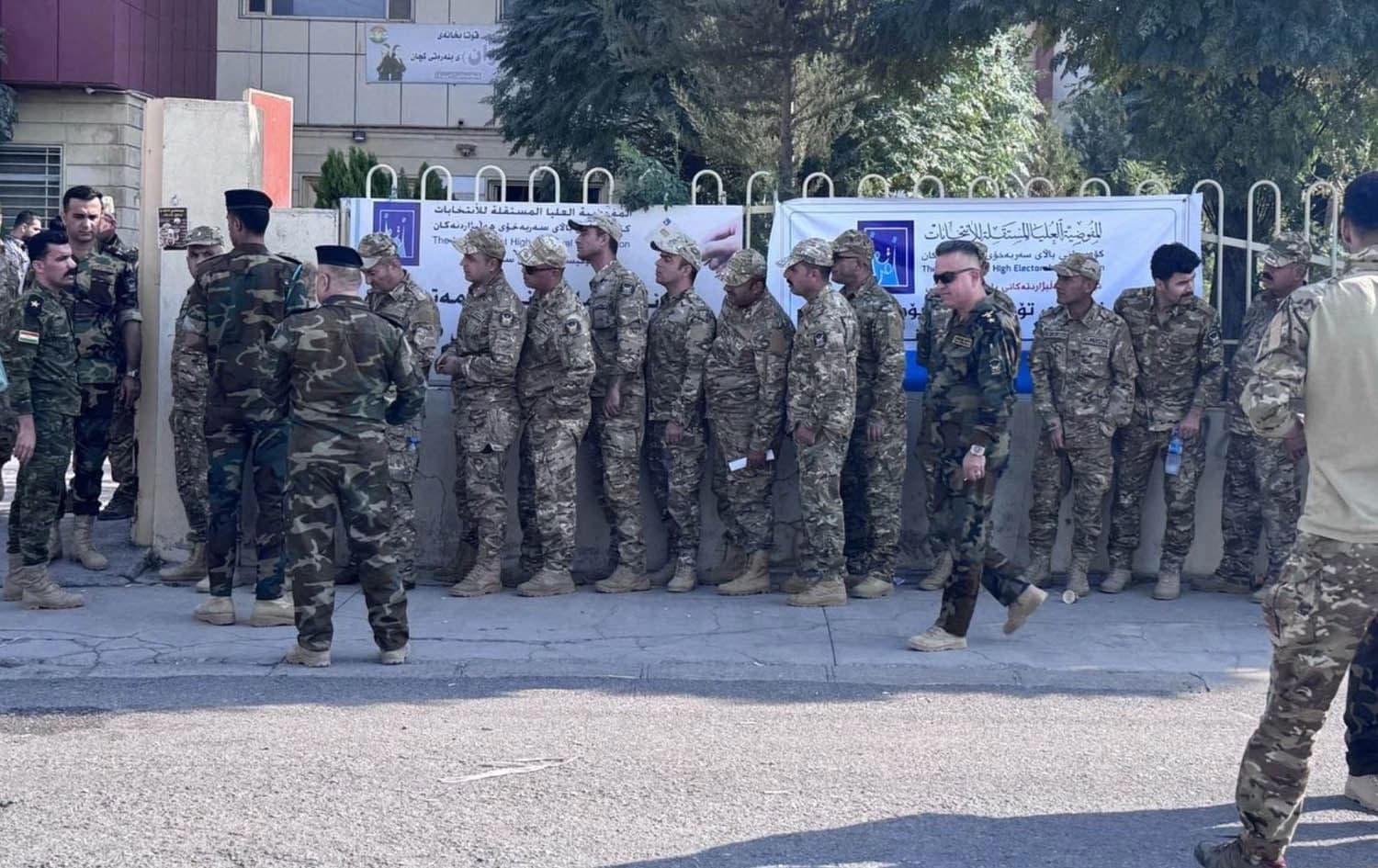 Oy kullanan güvenlik güçleri Foto: Rûdaw