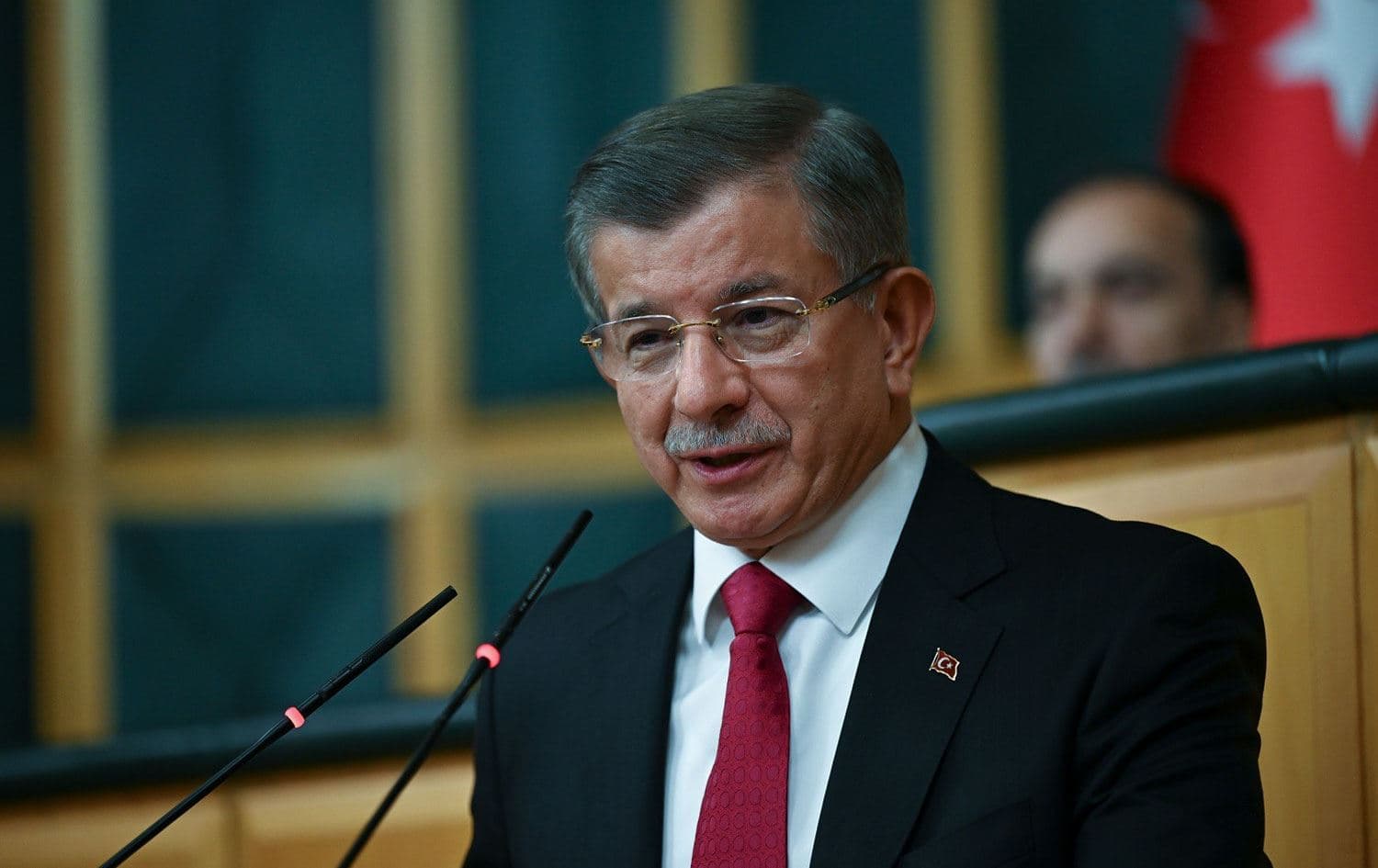  Gelecek Partisi lideri Ahmet Davutoğlu