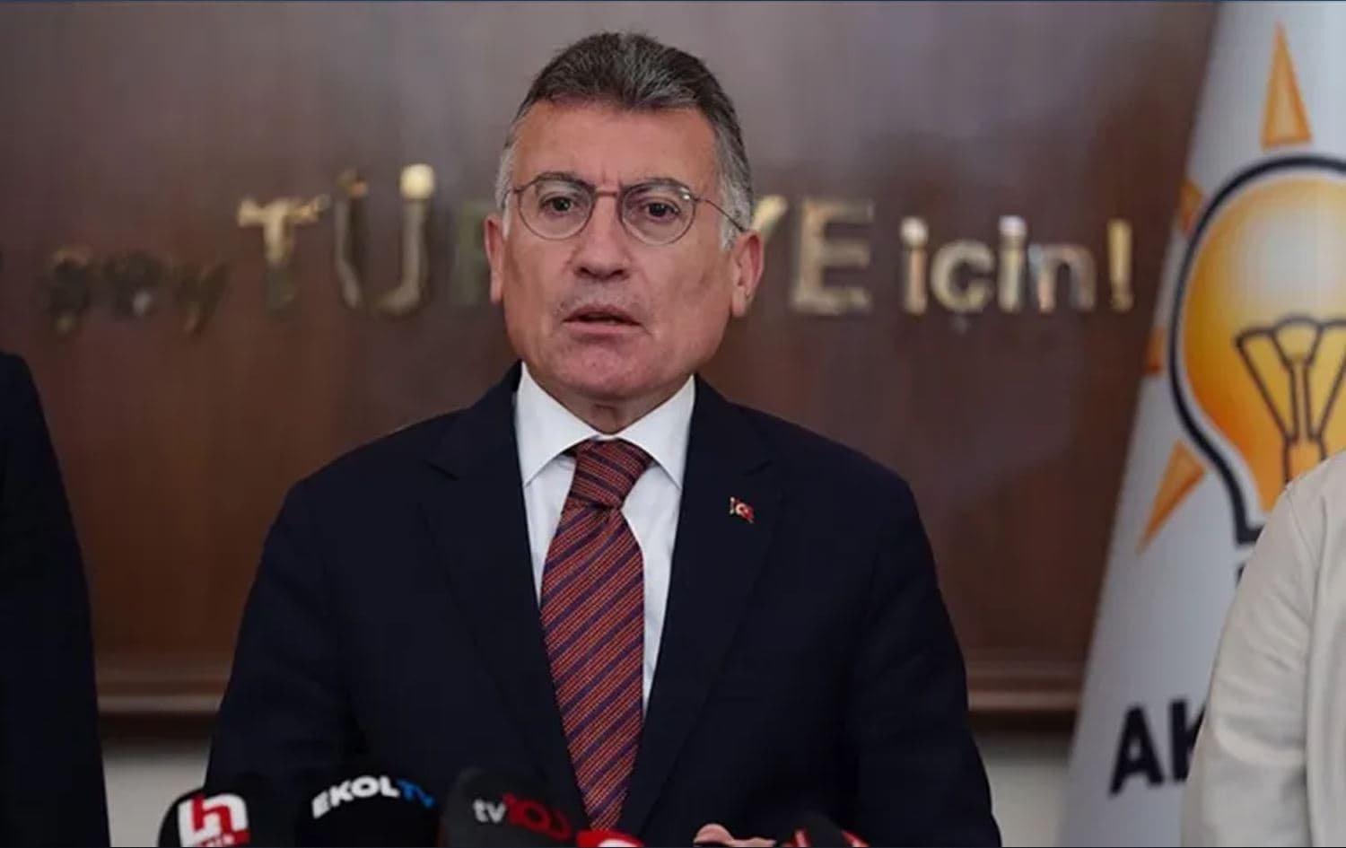  AK Parti Meclis Grup Başkanı Abdullah Güler