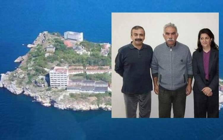 Hevdîtina Abdullah Ocalan a bi Pervîn Buldan û Sirri Sureyya Onder  re / Wêne: Arşîv