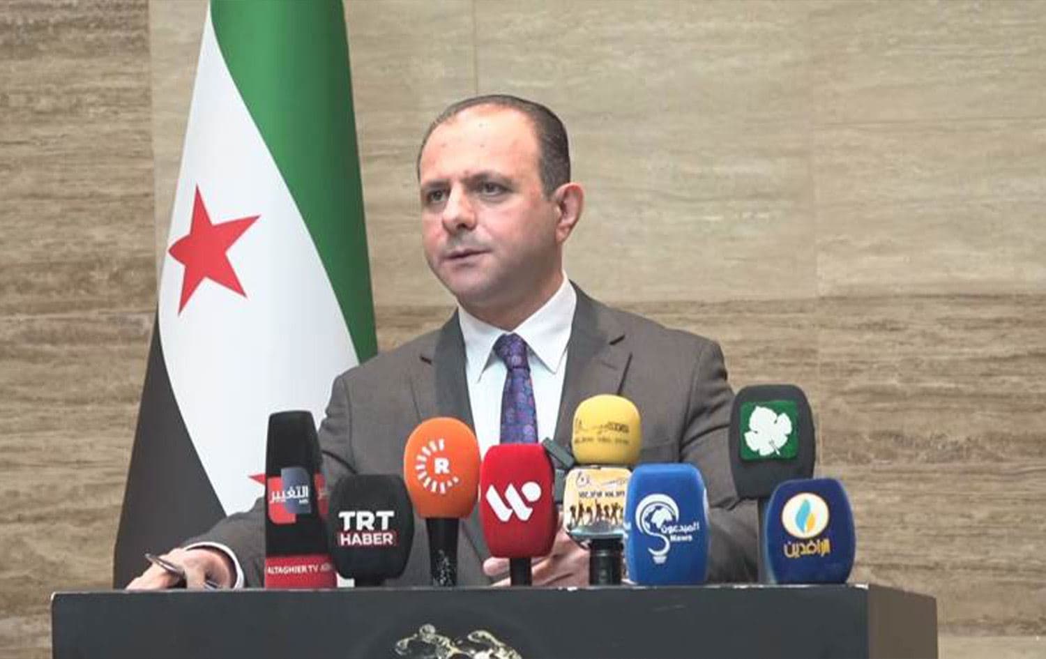 Wezîrê Tenduristiyê yê Hikûmeta Demkî ya Sûriyeyê Mahîr Şera