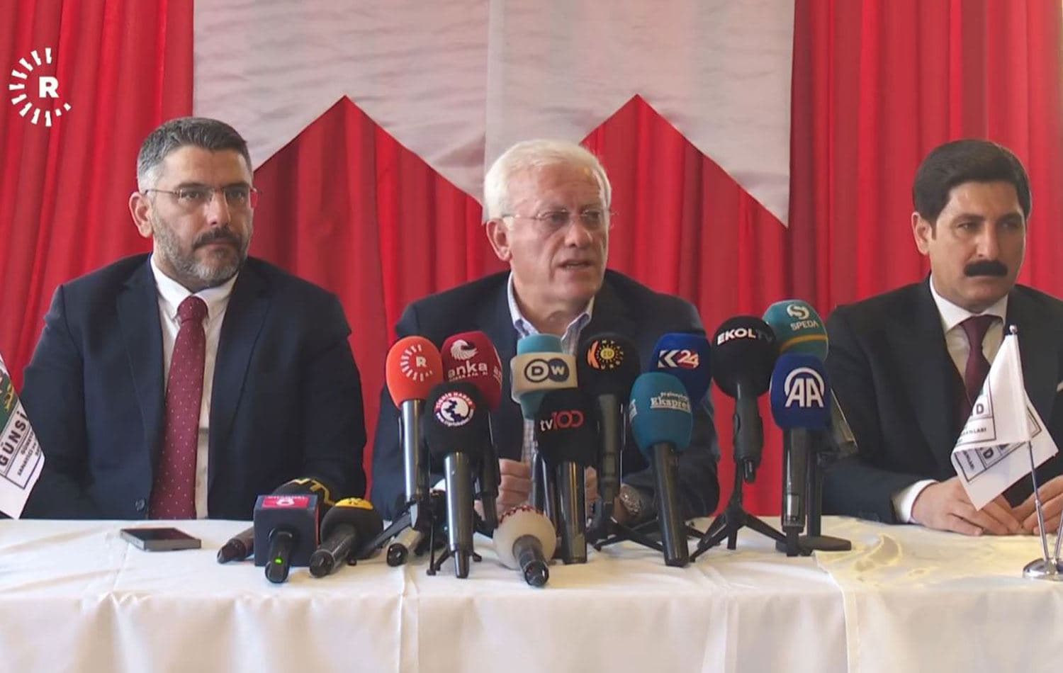  Güneydoğu Sanayici ve İş İnsanları Derneği (GÜNSİAD) Başkanı Şahismail Bedirhanoğlu, yeni çözüm sürecine ilişkin açıklama yaptı. /Video alıntısı / Rûdaw