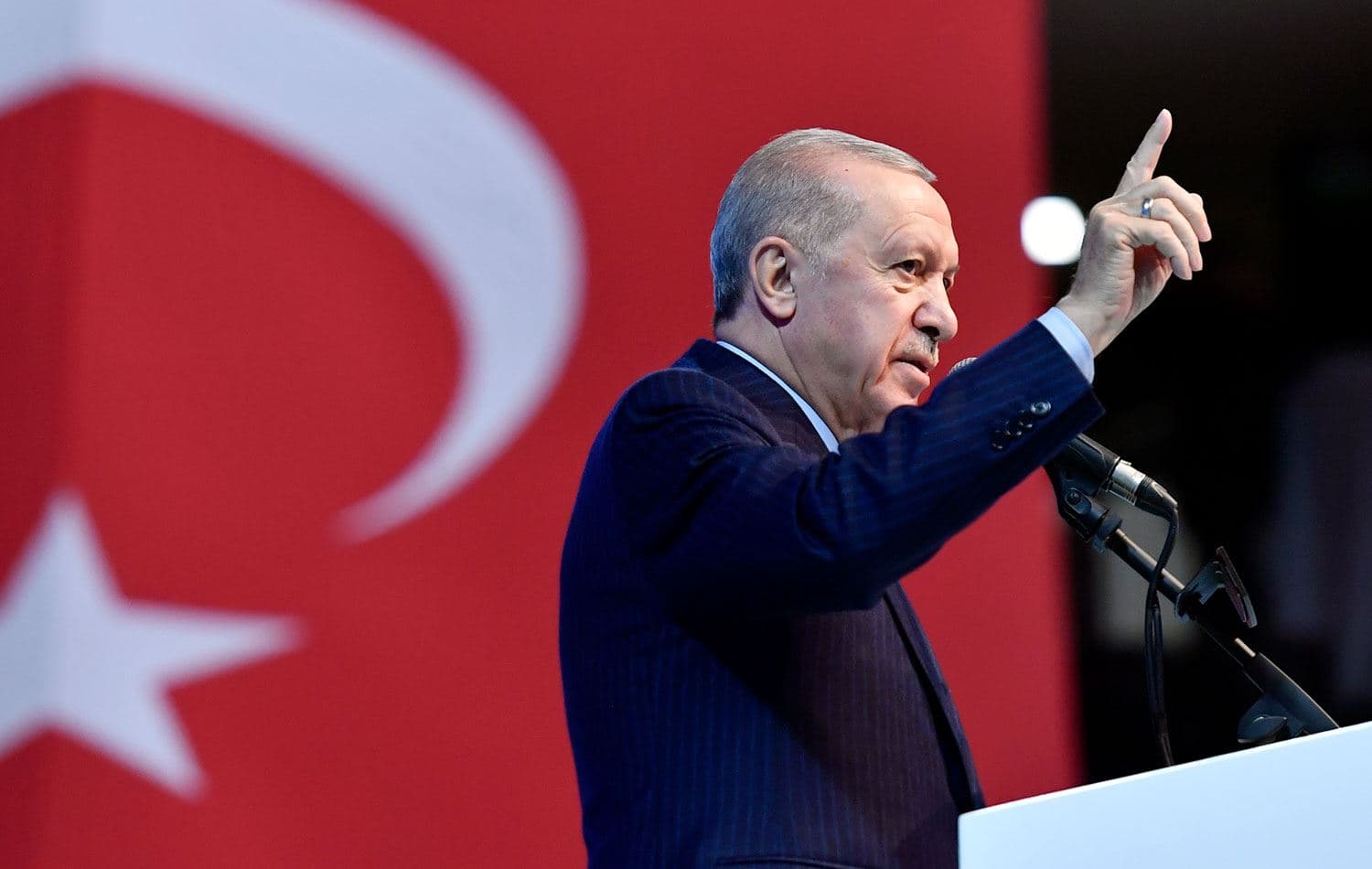 Türkiye Cumhurbaşkanı Erdoğan, AK Parti Mersin il kongresinde konuştu. / Foto: AA