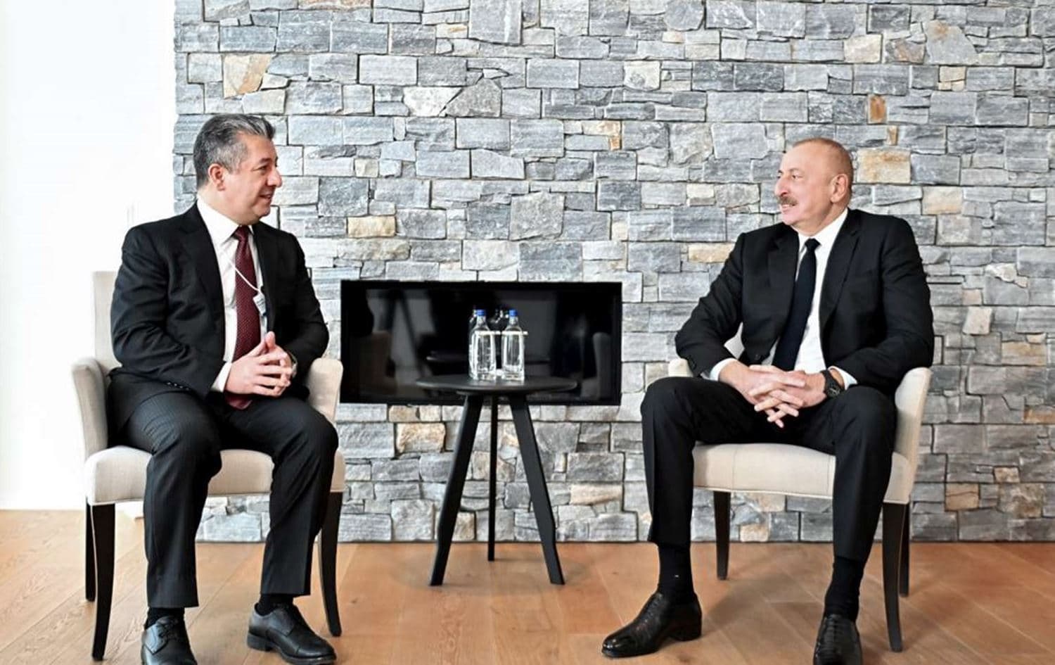 Mesrûr Barzanî bi Îlham Aliyev re civiya / Wêne: Rûdaw