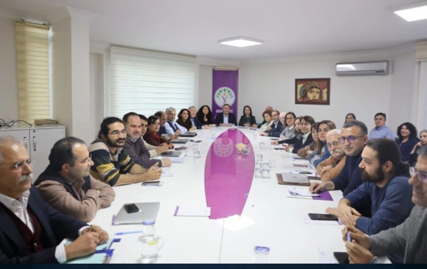 Desteya Rêveberiya Navendî ya DEM Partiyê civiya / Wêne: DEM Partî