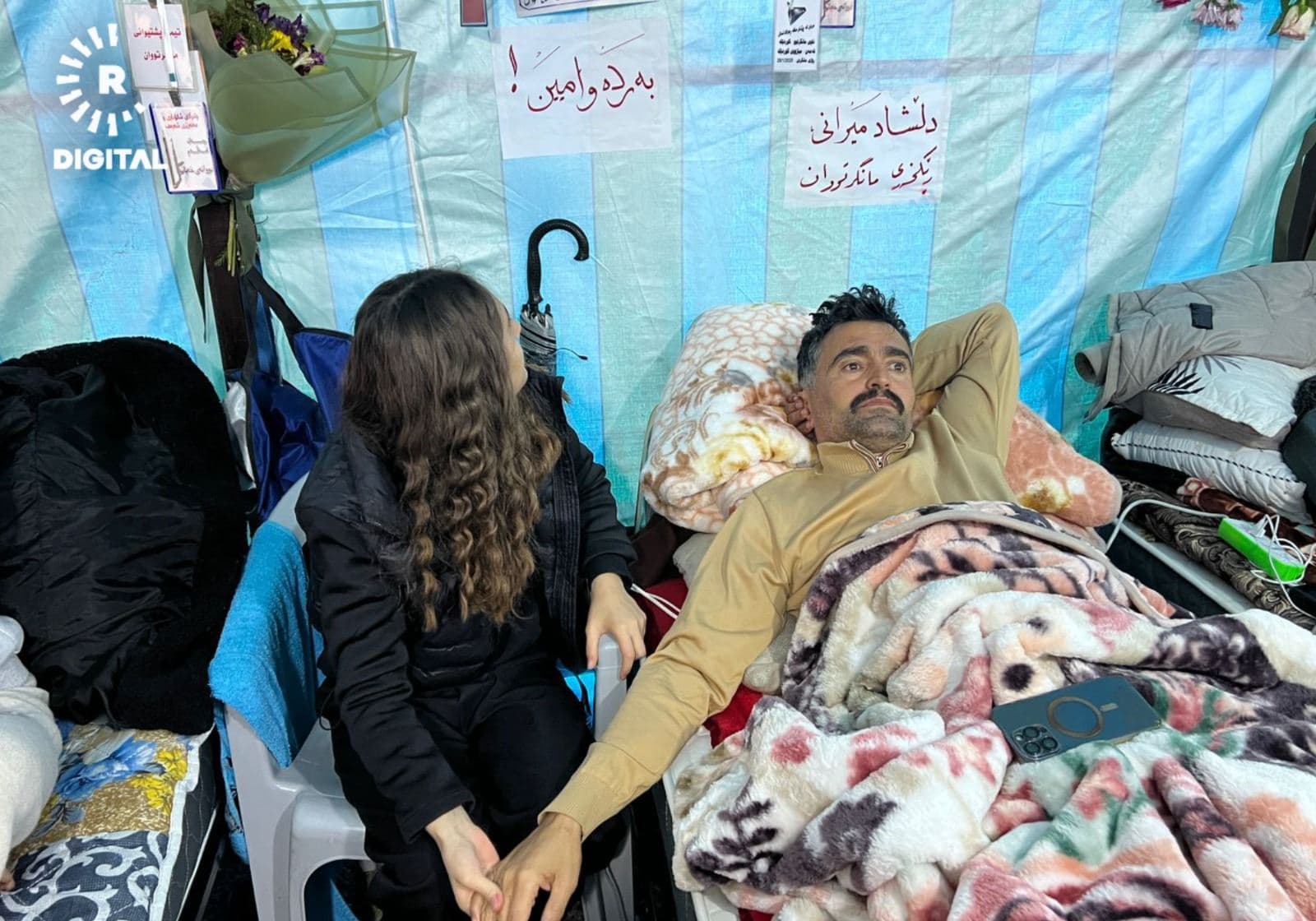 دڵشاد میرانی لەنێو چادری مانگرتووان، وێنە: رووداو
