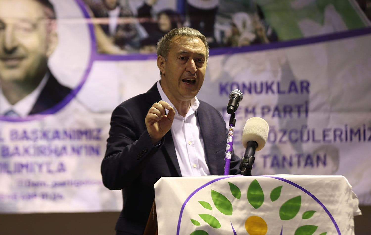 DEM Parti Eş Genel Başkanı Tuncer Bakırhan / AA