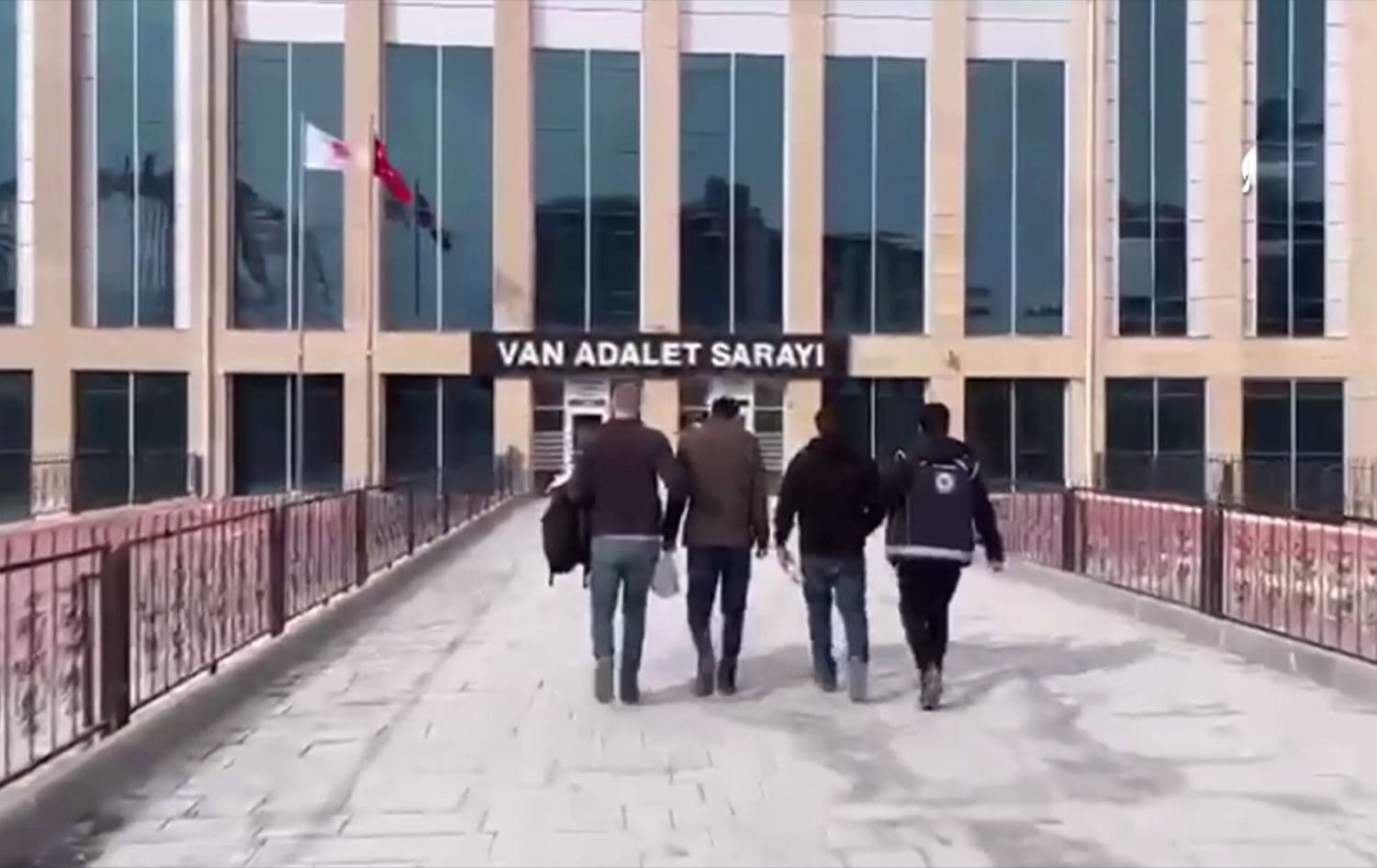 Wêne: Ji vîdeoya AAyê