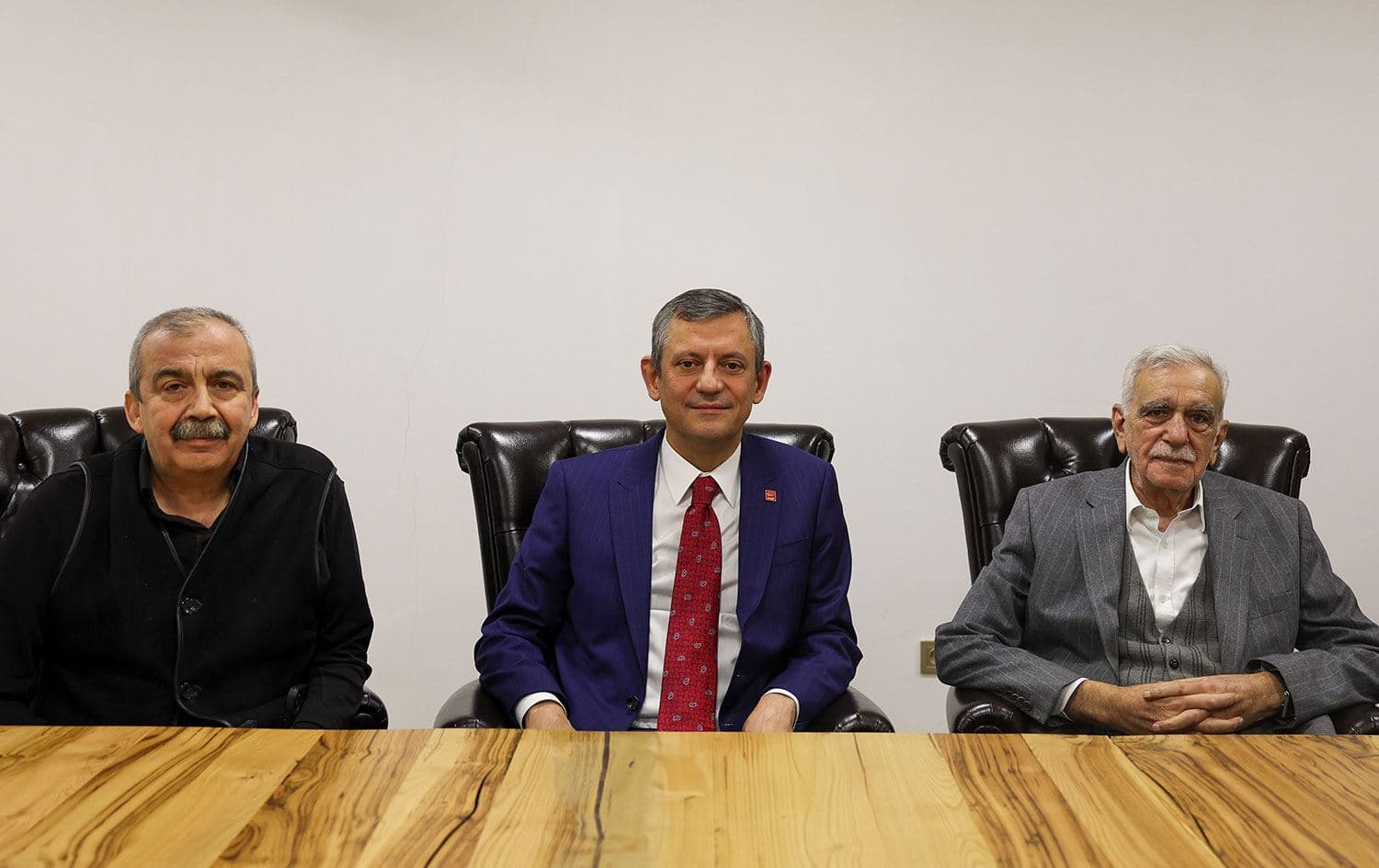 Ozgur Ozel çû serdana Ahmet Turk / Wêne: CHP