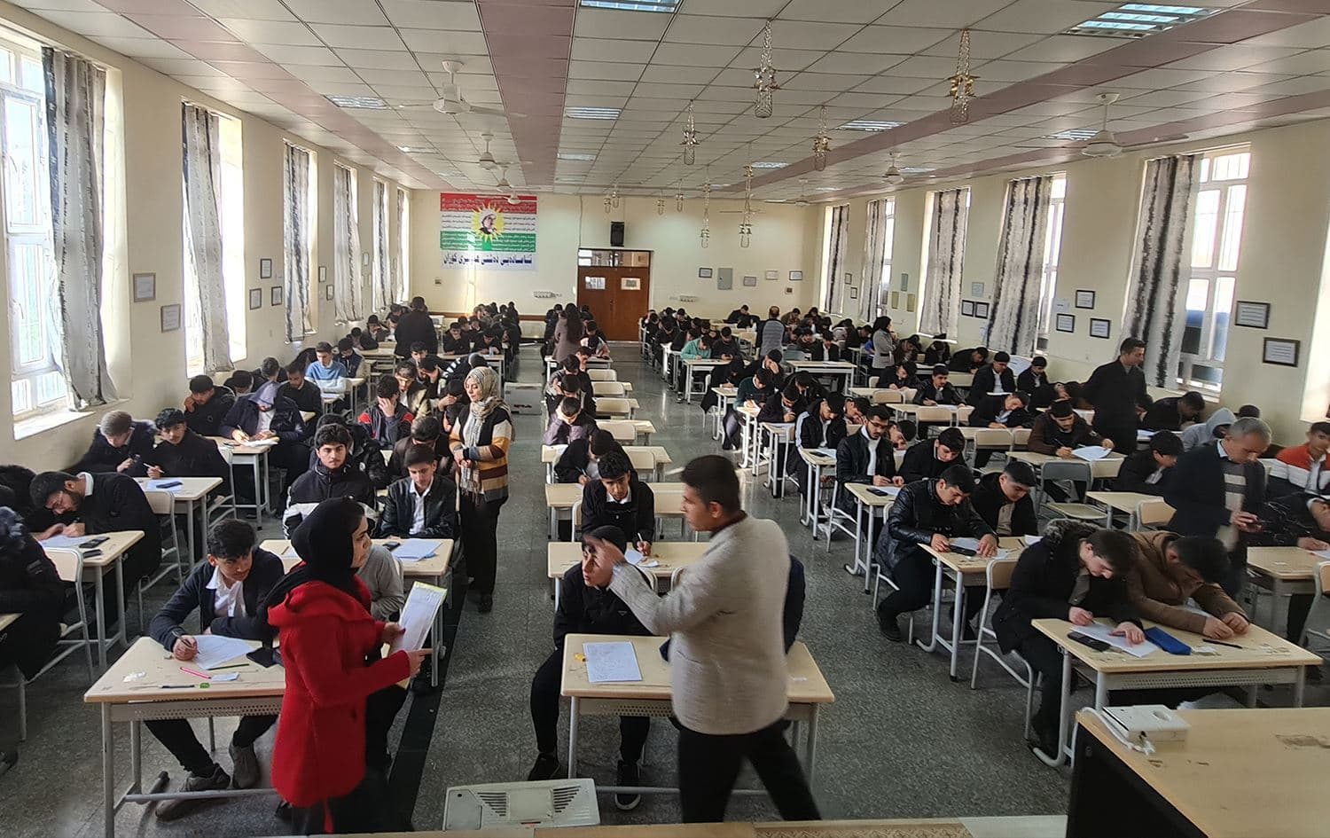  هۆڵێکی تاقیکردنەوە لە قوتابخانەیەکی هەرێمی کوردستان. وێنە: بڵند تاهیر - رووداو