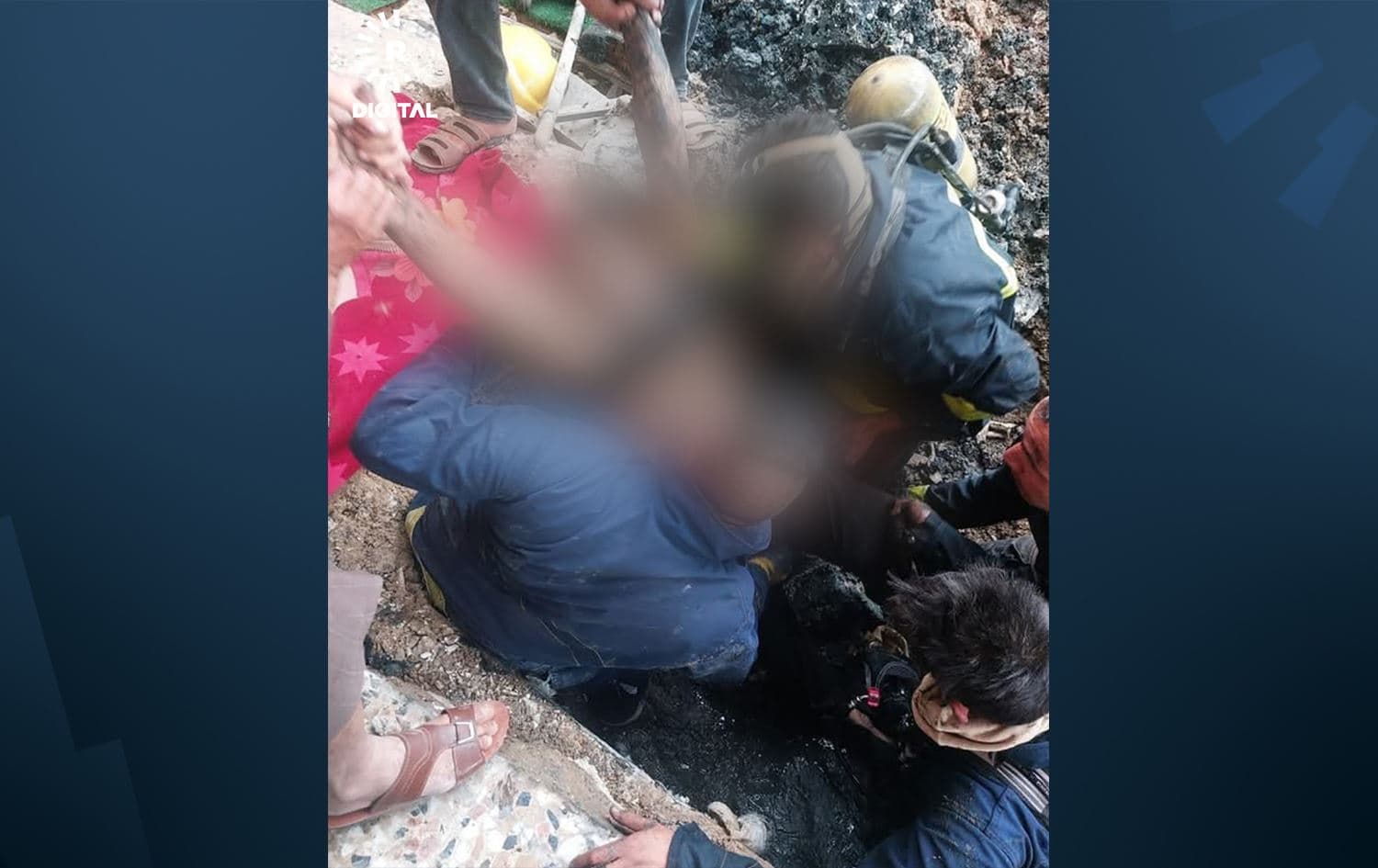 کاتی دەرهێنانی تەرمی دوو کرێکارەکە
