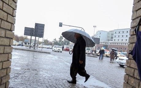 وێنەیەکی ئەرشیڤیی کاتی بارانبارین لە هەولێر