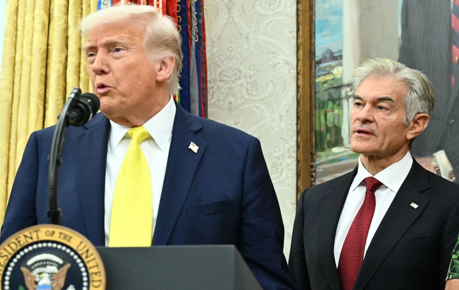 ABD Başkanı Donald Trump ve Fed Başkanı Jerome Powell / Fotoğraf: AFP 