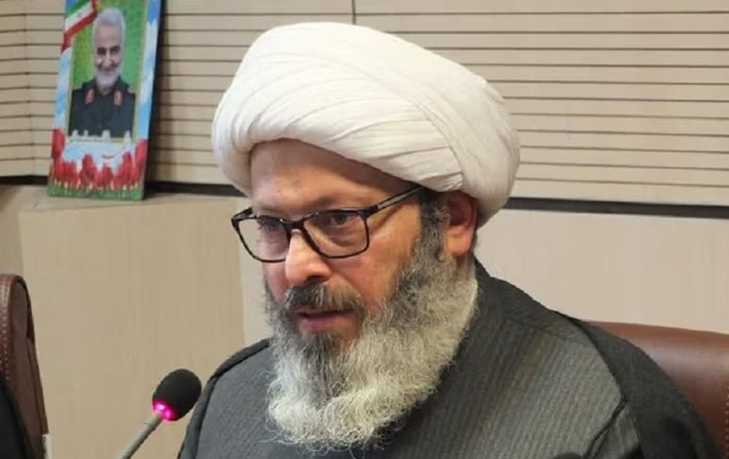   ئەو مەلا ئێرانییەی دەستگیر کرابوو. 