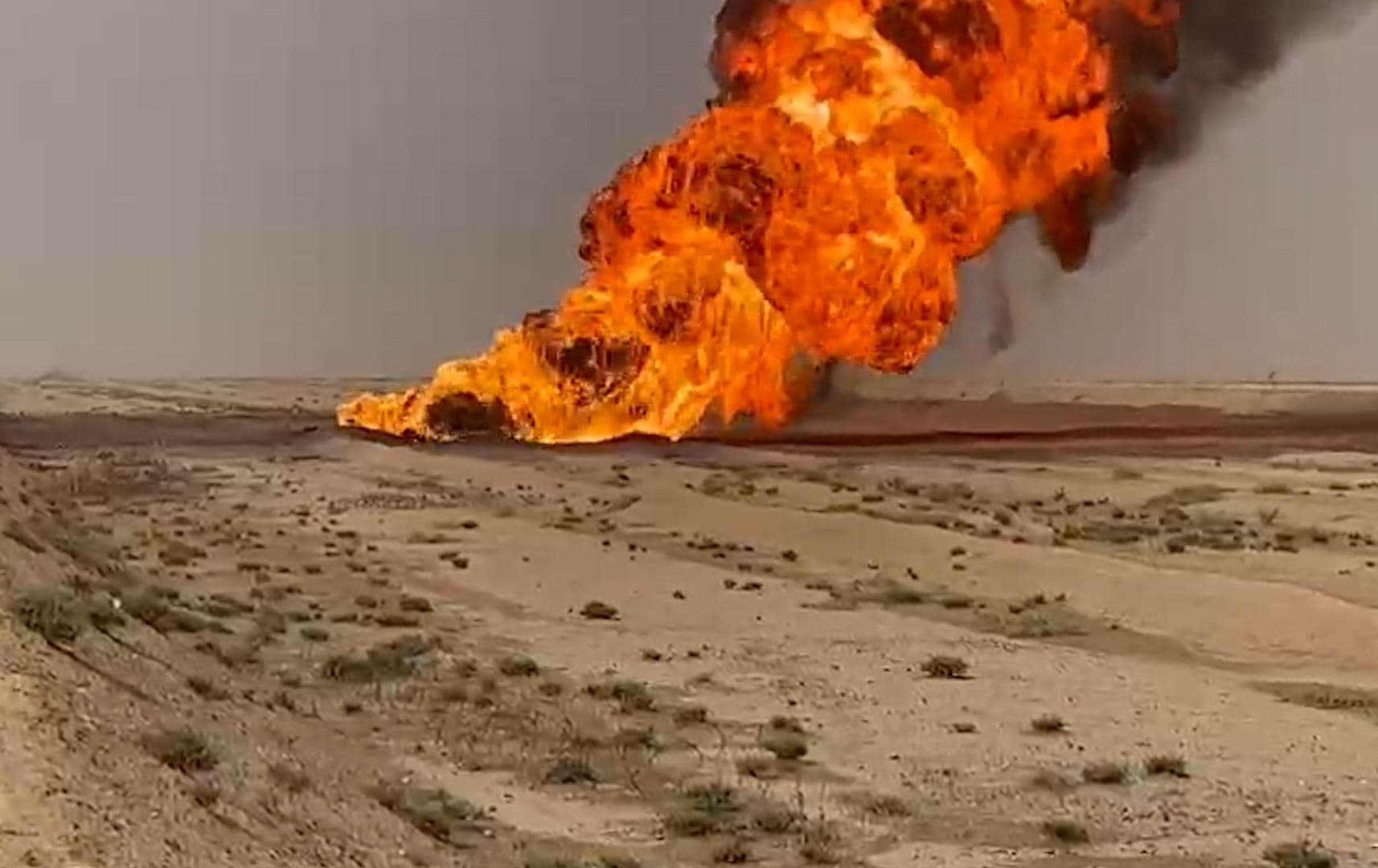 دیمەنێکی ئاگرەکە.