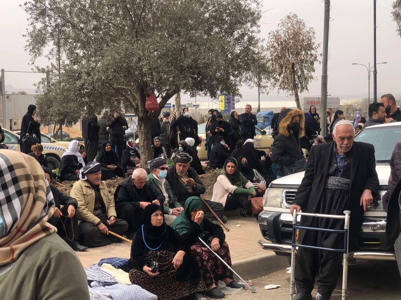 ژمارەیەک خانەنشین لە نۆرەی مووچەدا وەستاون