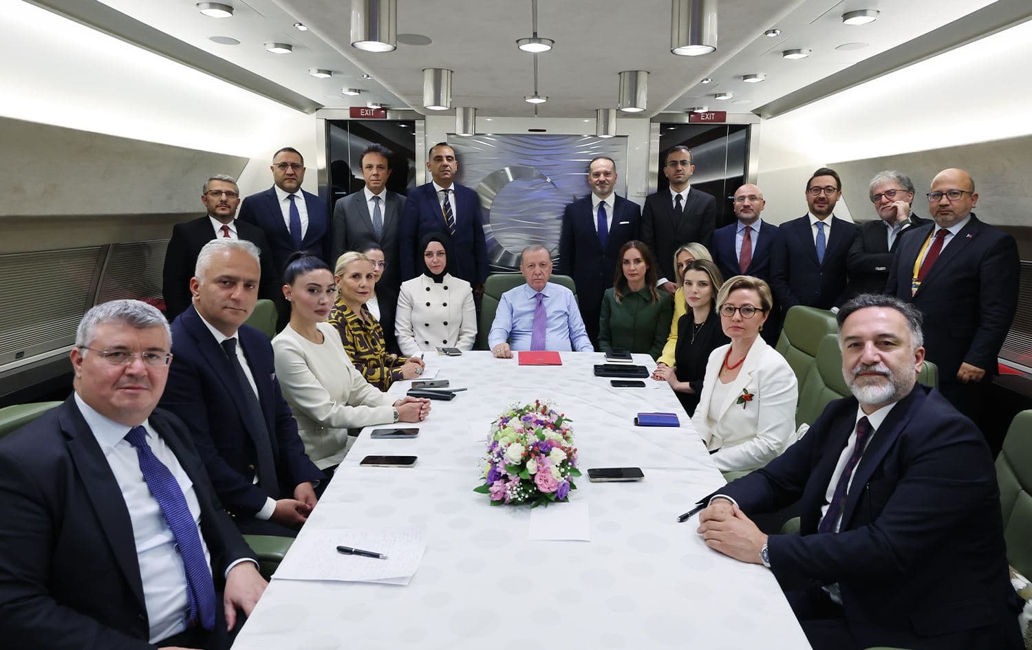 Erdogan bersivê dide rojnamegeran\ Wêne: AA