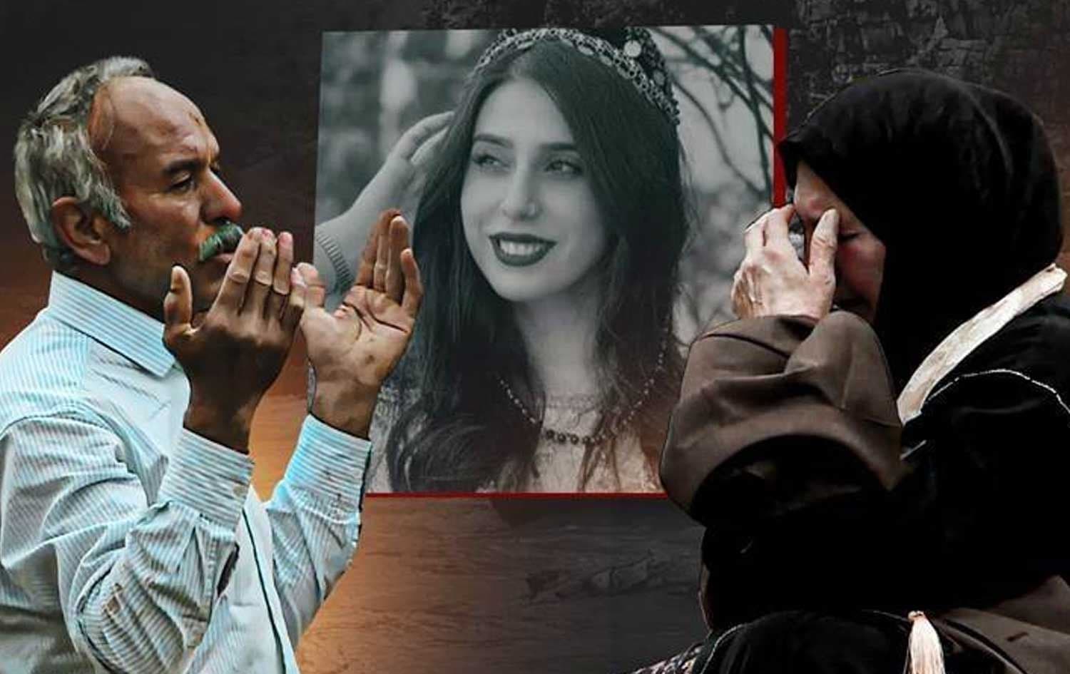 وێنەیەکی دایک و باوکی ئاڤێستا لە کاتی پاڕانەوە بۆ دۆزینەوەی تەرمی کچەکەیان