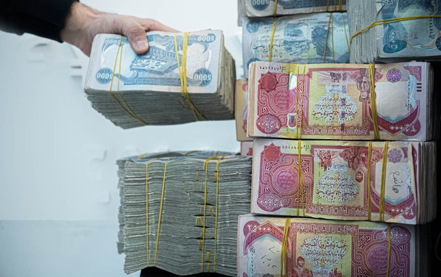 لیژنە باڵاکەی حکومەتی عێراق لەبارەی مووچە لە 24 کاژێردا راسپاردەکانی ئامادە دەکات