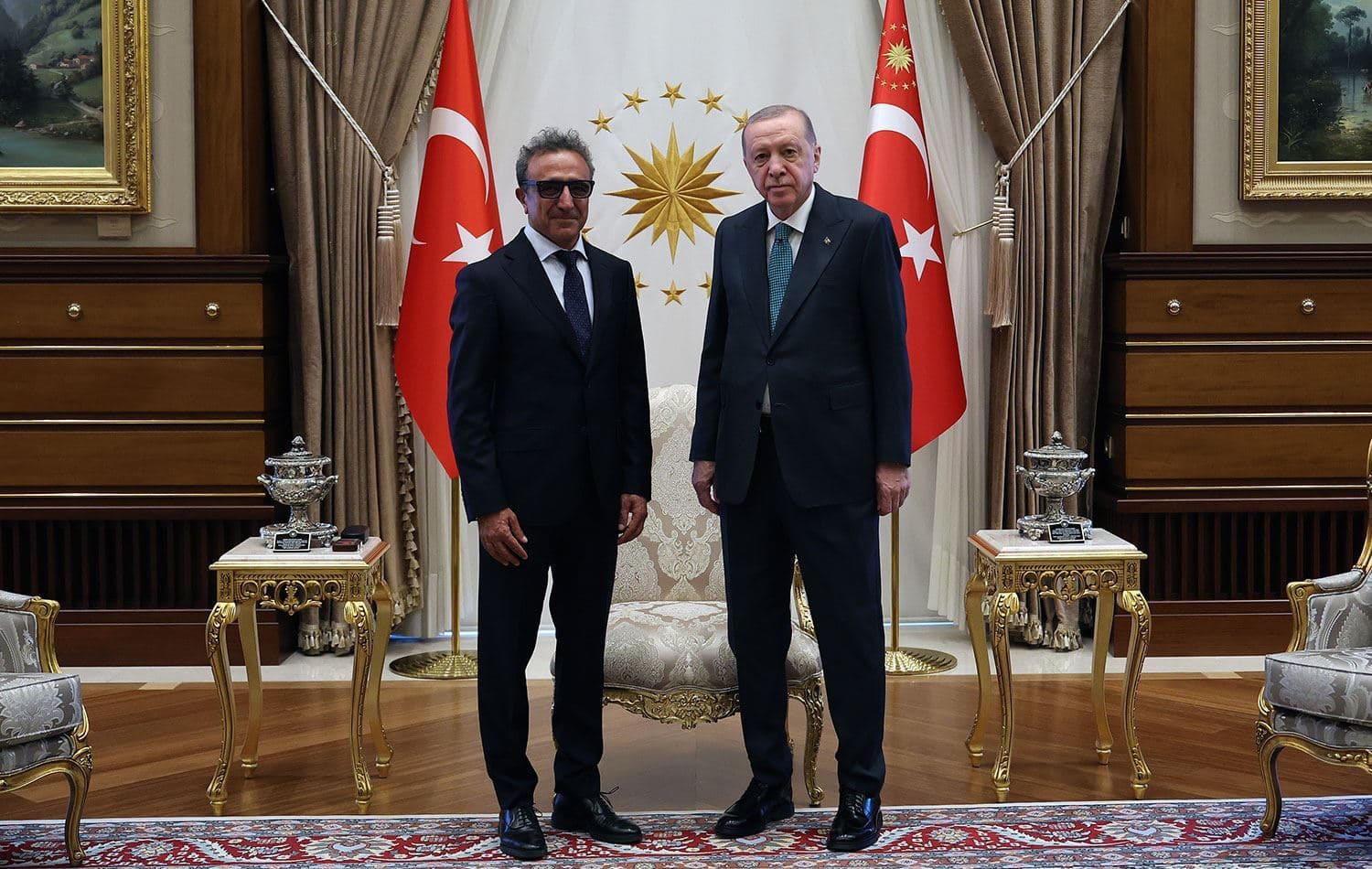 Erdogan û karsazê Kurd Hamdî Ulukaya civiyan / Wêne: AA