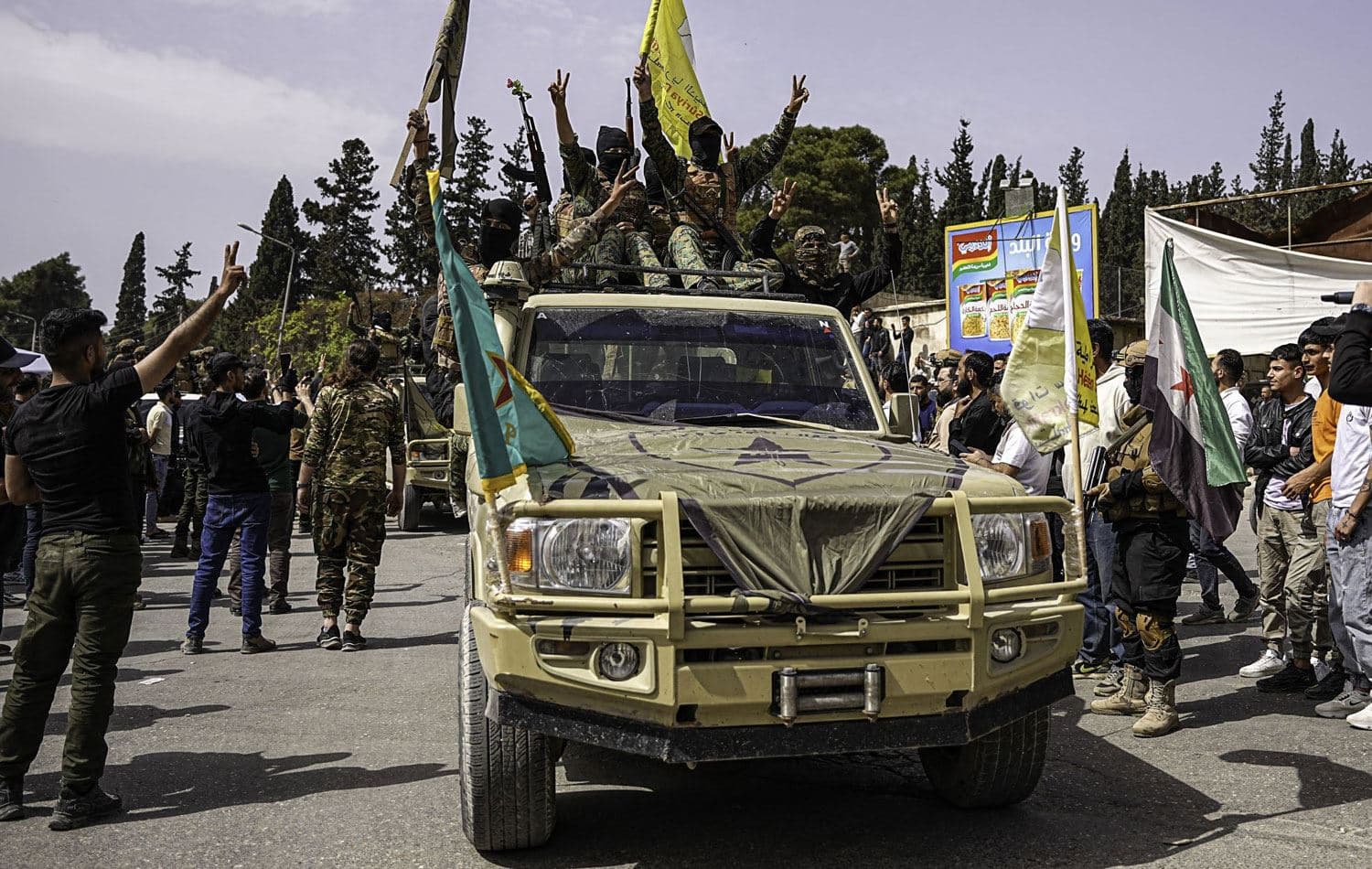 Demokratik Suriye Güçleri'ni gösteren bir fotoğraf. / Mohamad Daboul / Middle East Images / AFP / Getty Images