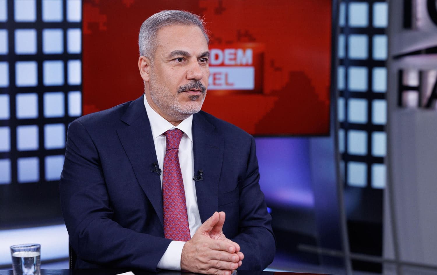هاکان فیدان: لە سووریا چەندین پارتی کوردی هەن کە دۆستی ئێمەن