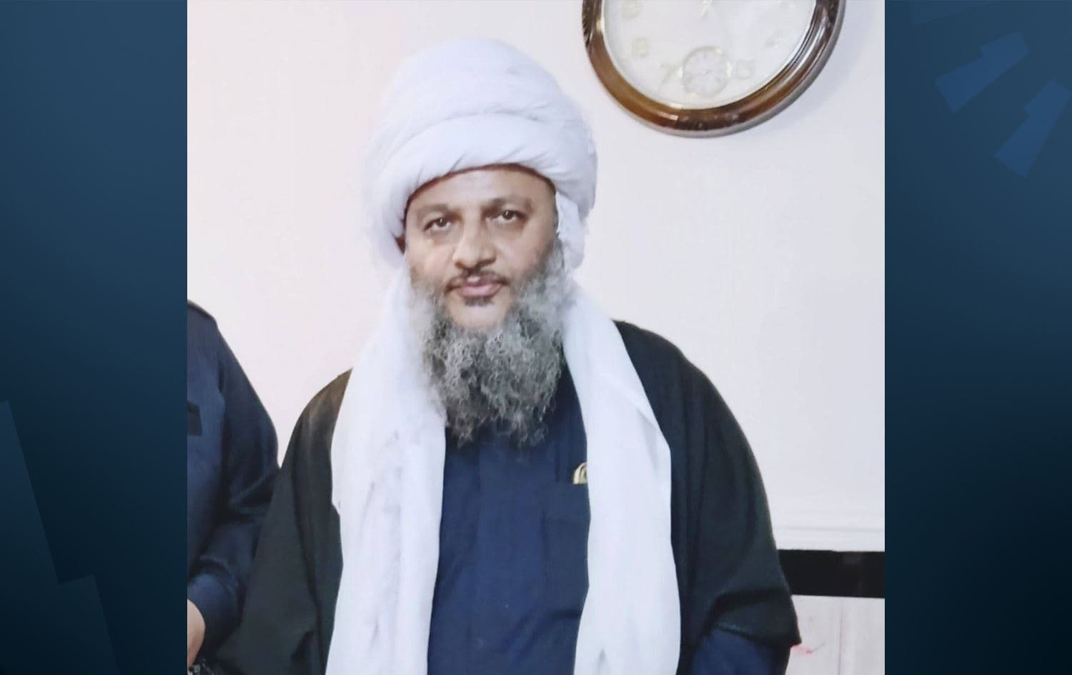مامۆستا لوقمان ئەمینی، پێشنوێژی مزگەوتی چوار یاری نەبی لە شاری سنە