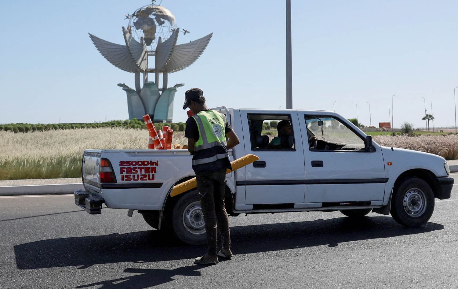 جگە لە گیانلەدەستدانی ئەو سێ دیپلۆماتکارە، دوو برینداریش هەن. وێنە: REUTERS/Amr Abdallah Dalsh