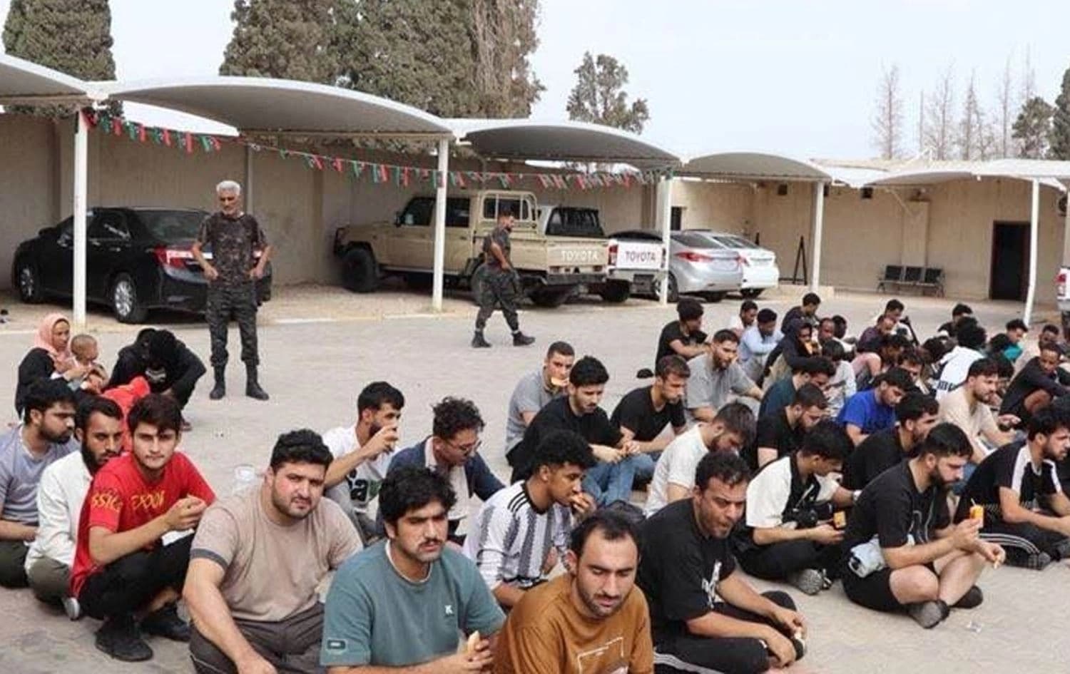 ئەو کۆچبەرە کوردانەی لە لیبیا گیریانخواردووە