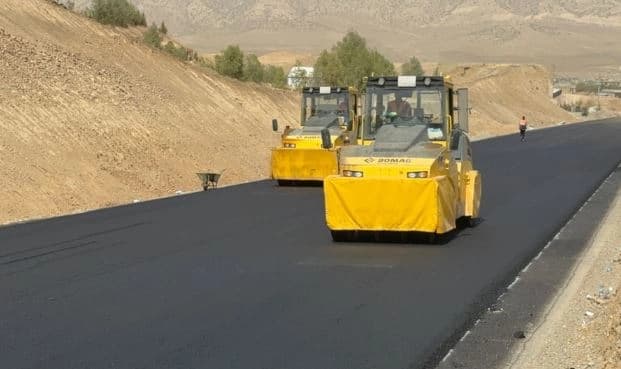 عیماد محەممەد، بەڕێوەبەری چاککردنەوە و پاراستنی رێگەوبانی هەولێر دەڵێت، رەنگە کەمتر لە مانگێکی دیکە رێگەی کەسنەزان - گۆمەسپان بکرێتەوە.