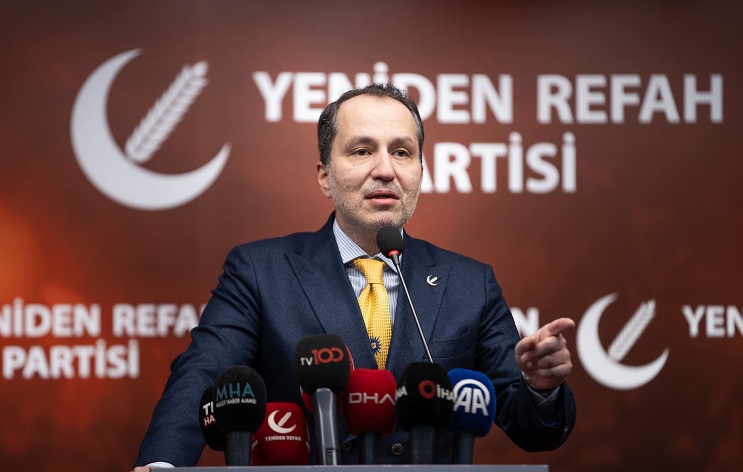 Yeniden Refah Partisi lideri Fatih Erbakan
