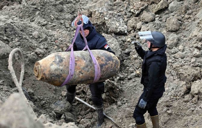 پۆلیسی سڕبیا دەڵێت: بۆمبەکە لە جۆری (AN-M44)ـی دروستکراوی ئەمریکایە