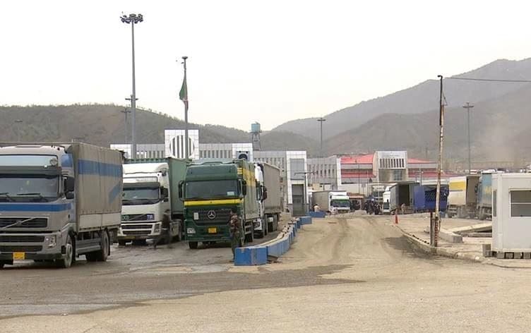 وێنەیەک لە دەروازەی باشماخ لە سنووری پارێزگای سلێمانی و ئێران
