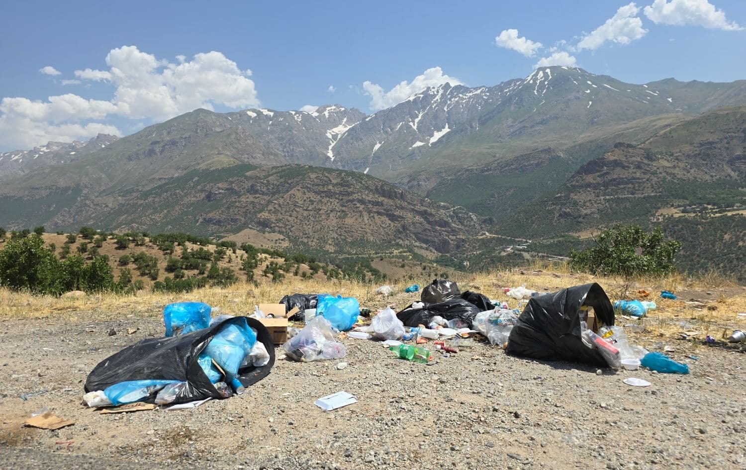  پیسکردنی ژینگەی هەرێمی کوردستان. وێنە: بڵند تاهیر - رووداو