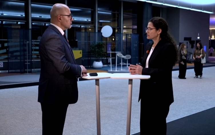 RÛDAW ÖZEL- İlham Ahmed: Müzakerelere devam edeceğiz, mücadelemizi sürdüreceğiz