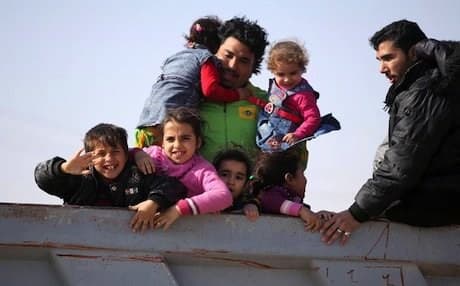 AFP flle photo of an Iraqi family fleeing Fallujah amid fighting between Iraqi troops and Islamic insurgents. Photo: AFP