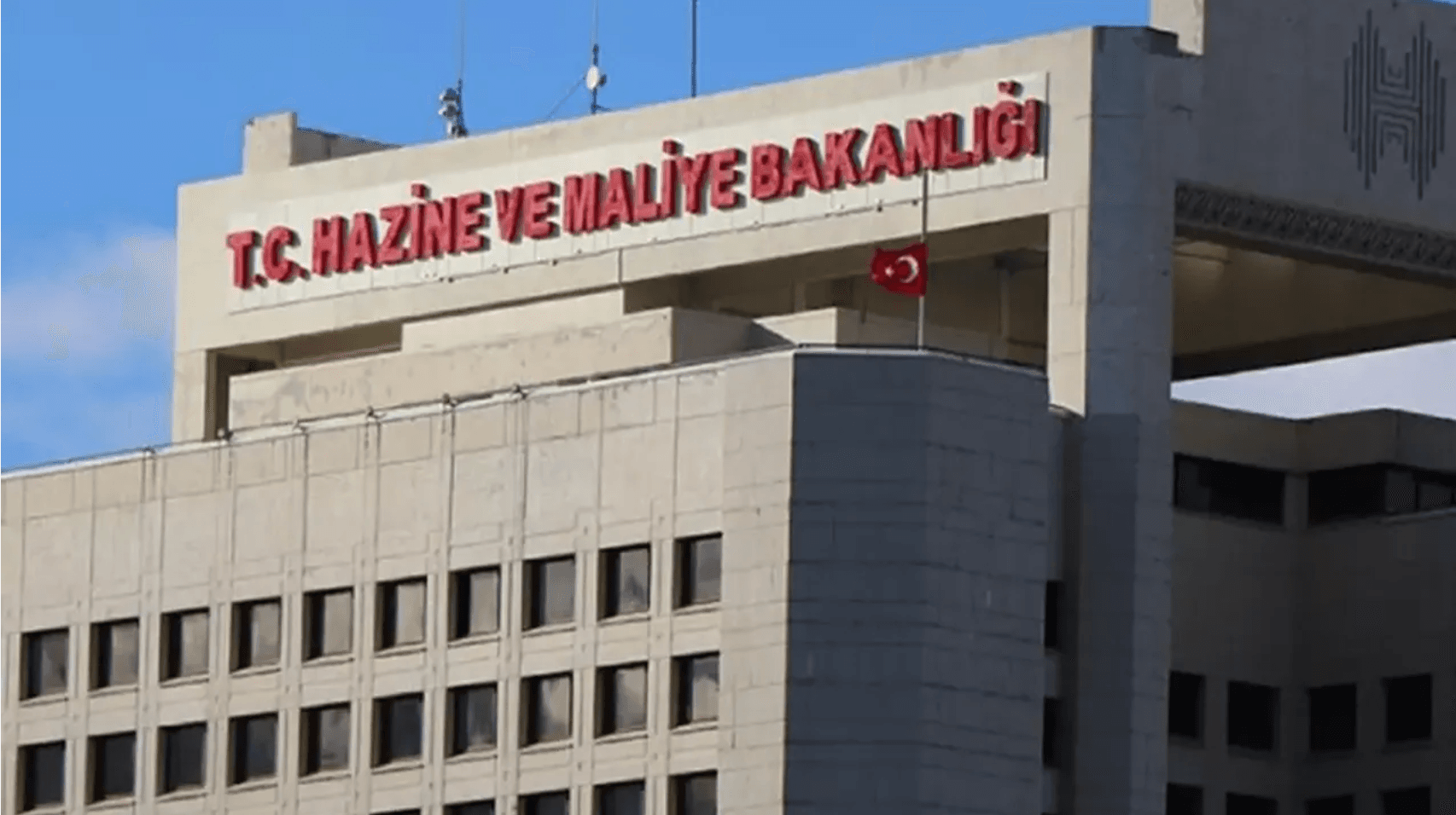 Hazine ve Maliye Bakanlığı'ndan ‘emekli maaşı’ açıklaması