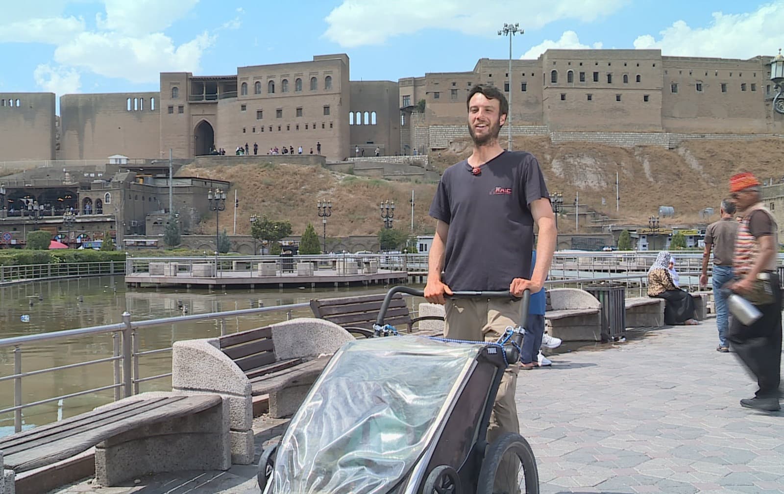 Italian adventurer walks 6,000 km to reach Kurdistan on journey to Vietnam