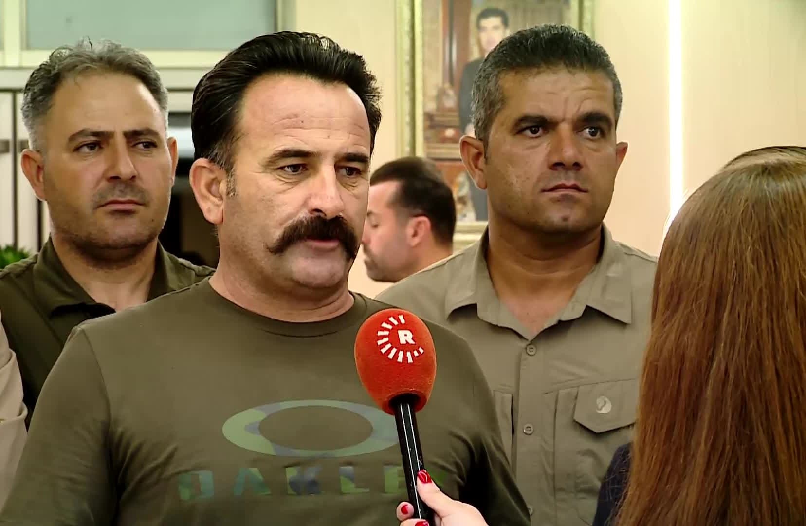 خورشید هەرکی لەبارەی هۆکاری گرتنی رێگەی وێستگەی کارەبای گردەڕەش: پارەی کارمەندان دەبردرێ