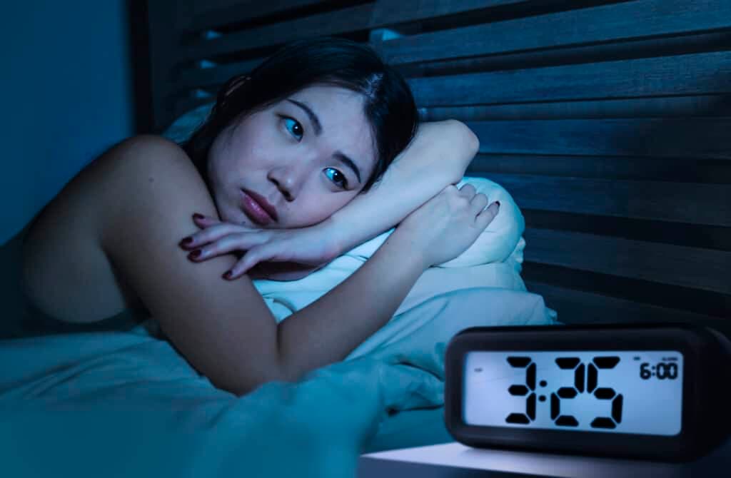 توێژینەوەیەک: کەمخەویی منداڵی مەترسیی تووشبوون بە خەمۆکی لە نەوجەوانیدا دوو هێندە دەکات