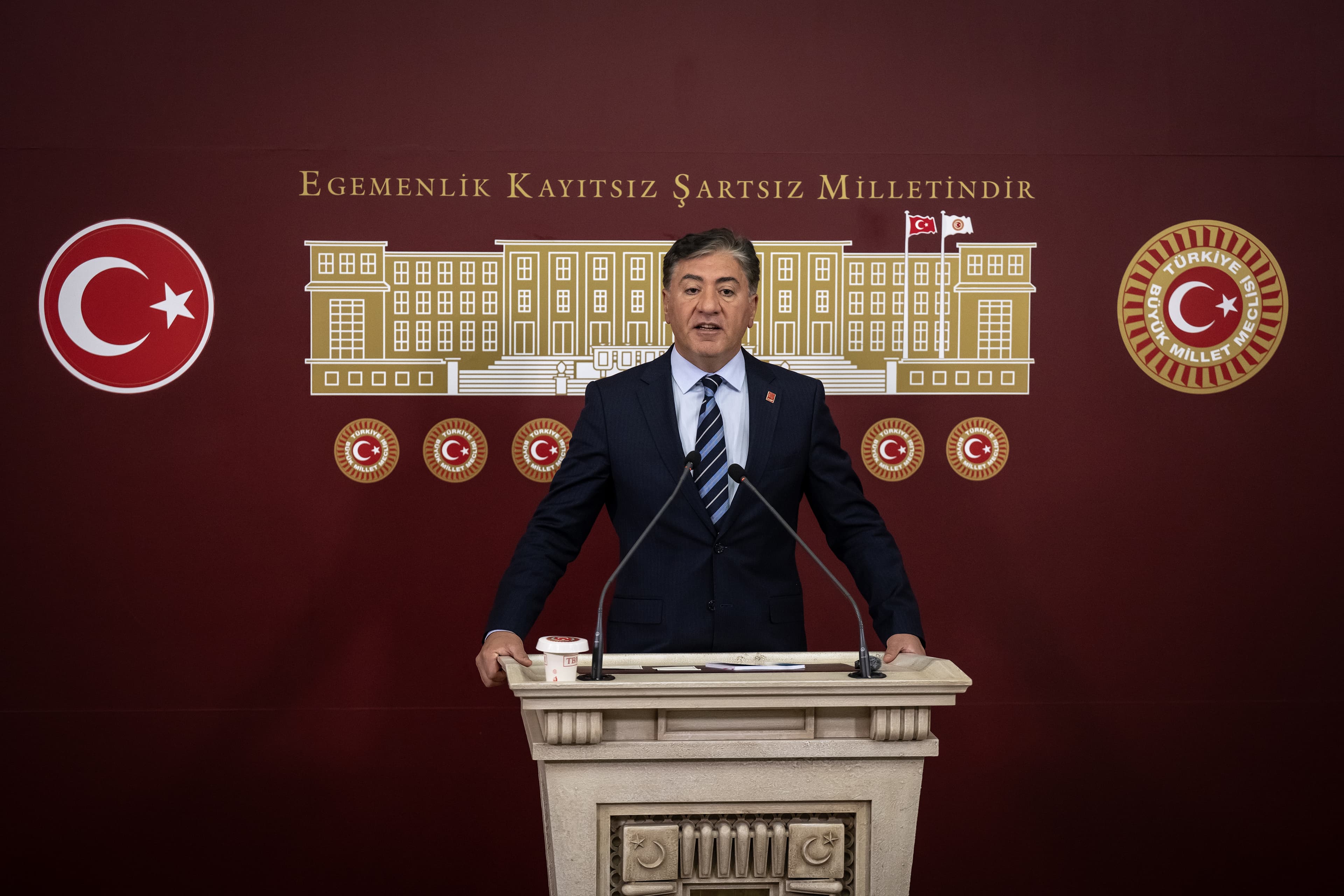 CHP'de kurultay krizi büyüyor, Murat Emir uyardı: Kurultay yapılmazsa CHP seçime giremeyebilir
