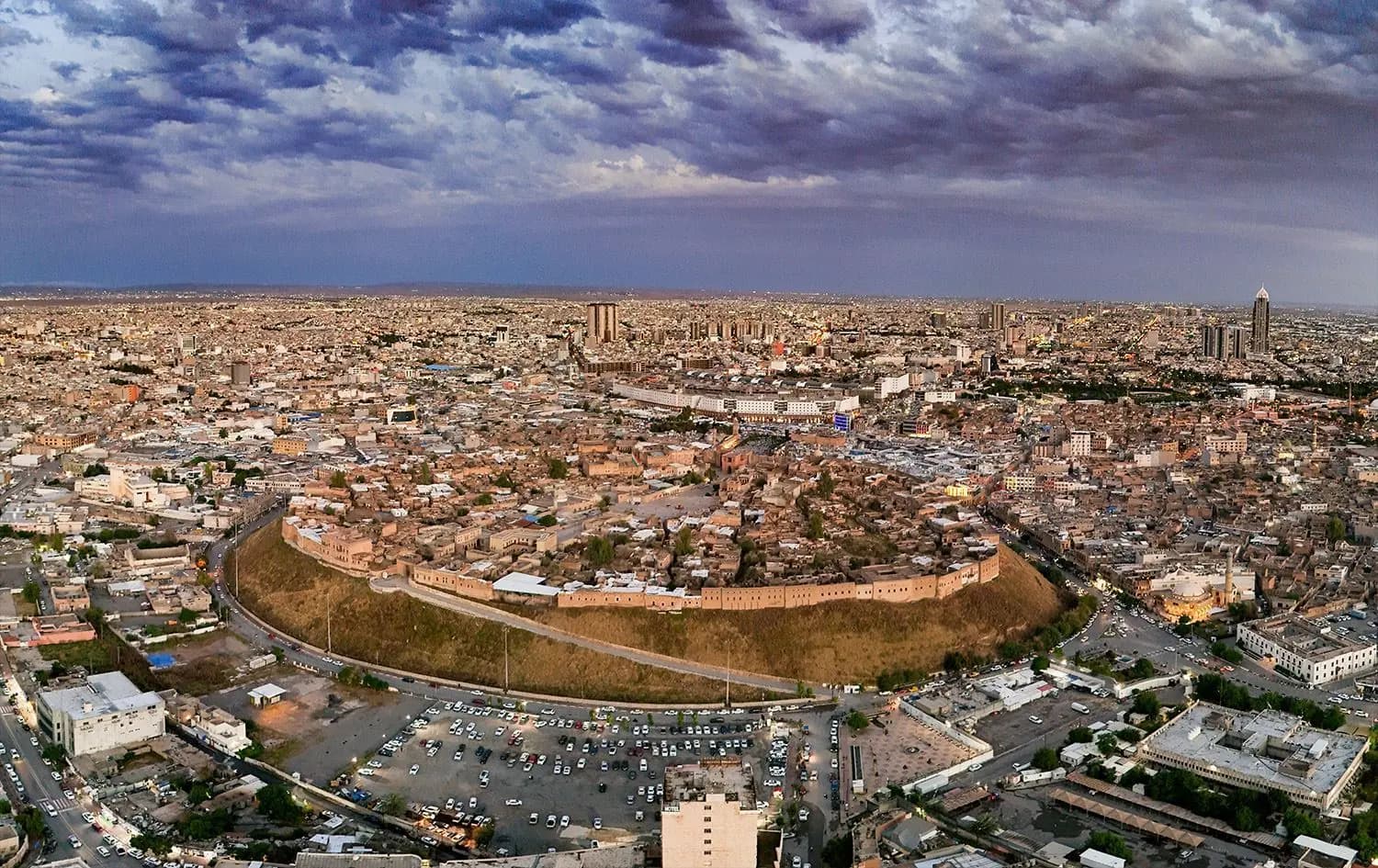 لە هەولێر مزگەوتی گەورەی بارزانی دروست دەکرێت؛ لە یەک کاتدا 700 هەزار کەس دەتوانێت نوێژی تێدا بکات