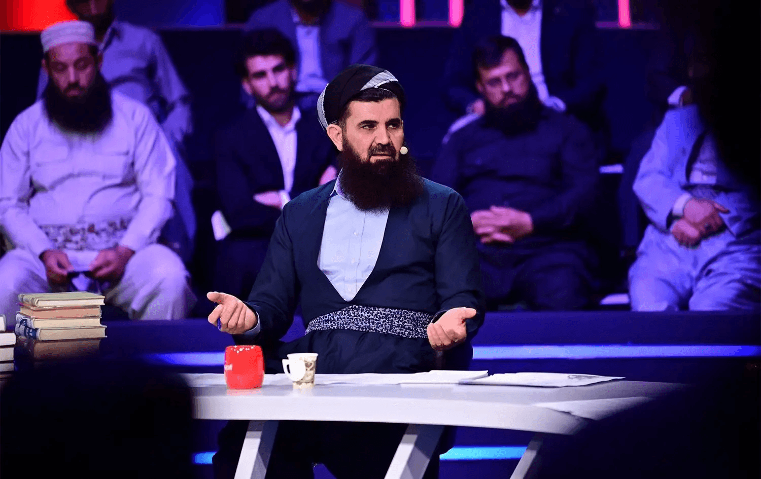 د. عەبدولـلەتیف ئەحمەد، کەسایەتیی سەلەفی و مامۆستای زانکۆی سلێمانی لە کۆلێژی زانستە ئیسلامییەکان