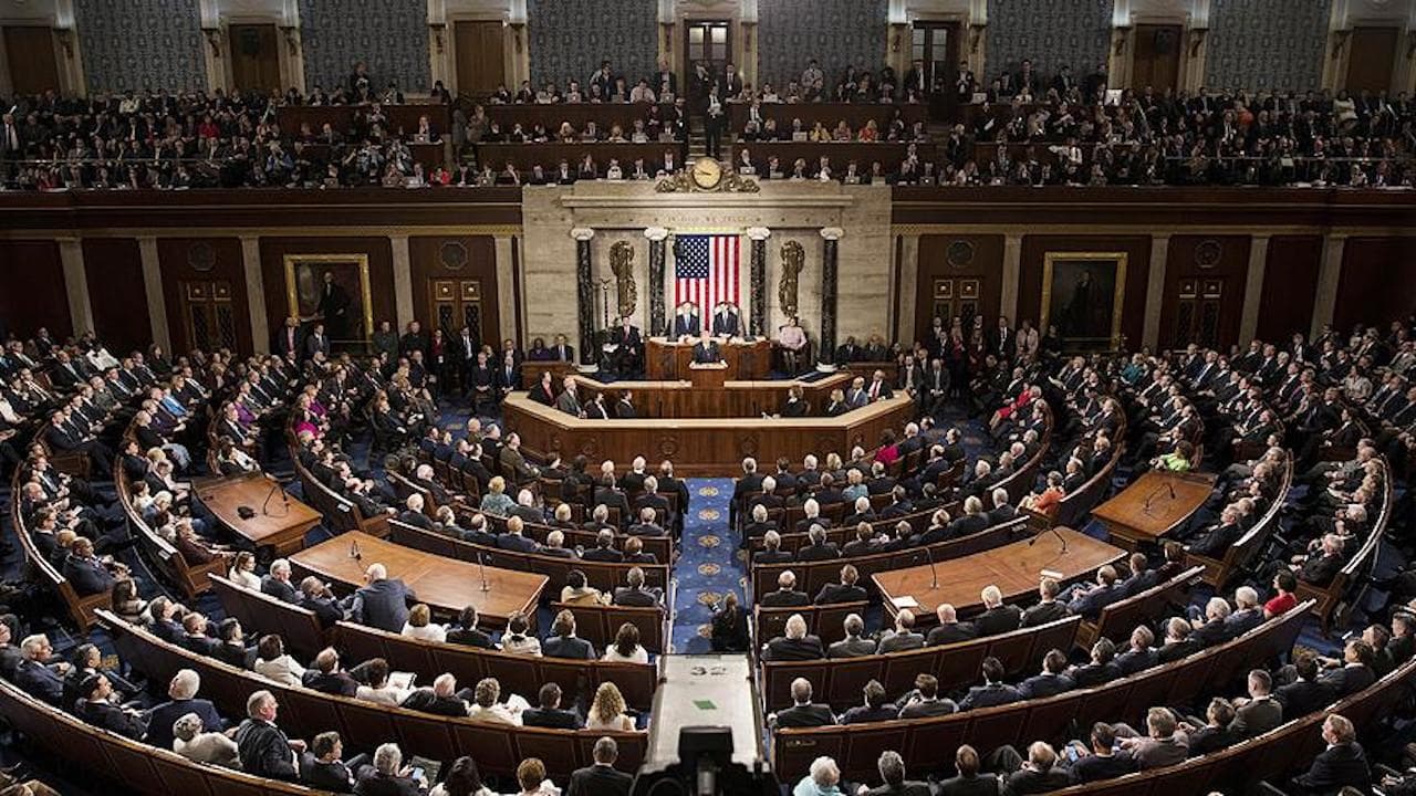 ABD Senatosu'ndan Trump'a savaş freni