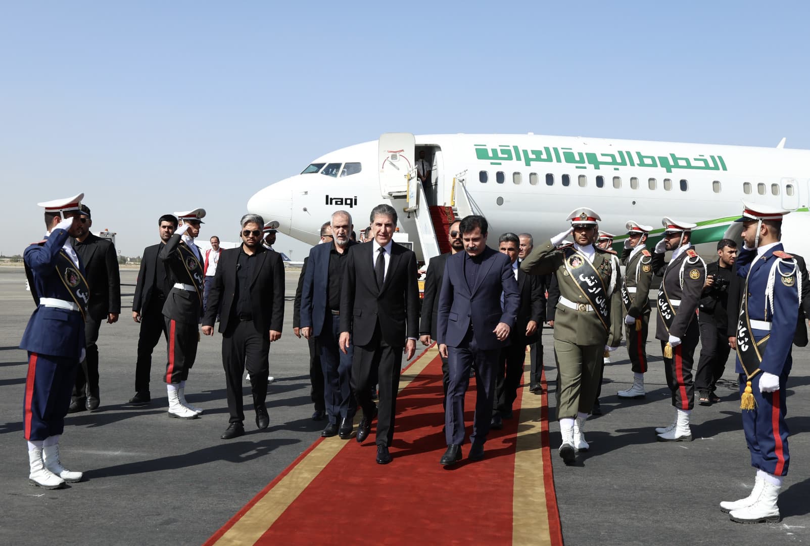 نێچیرڤان بارزانی لە تارانە؛ رێوڕەسمی ماڵئاوایی لە تەرمی عەلی خامنەیی بەڕێوەدەچێت