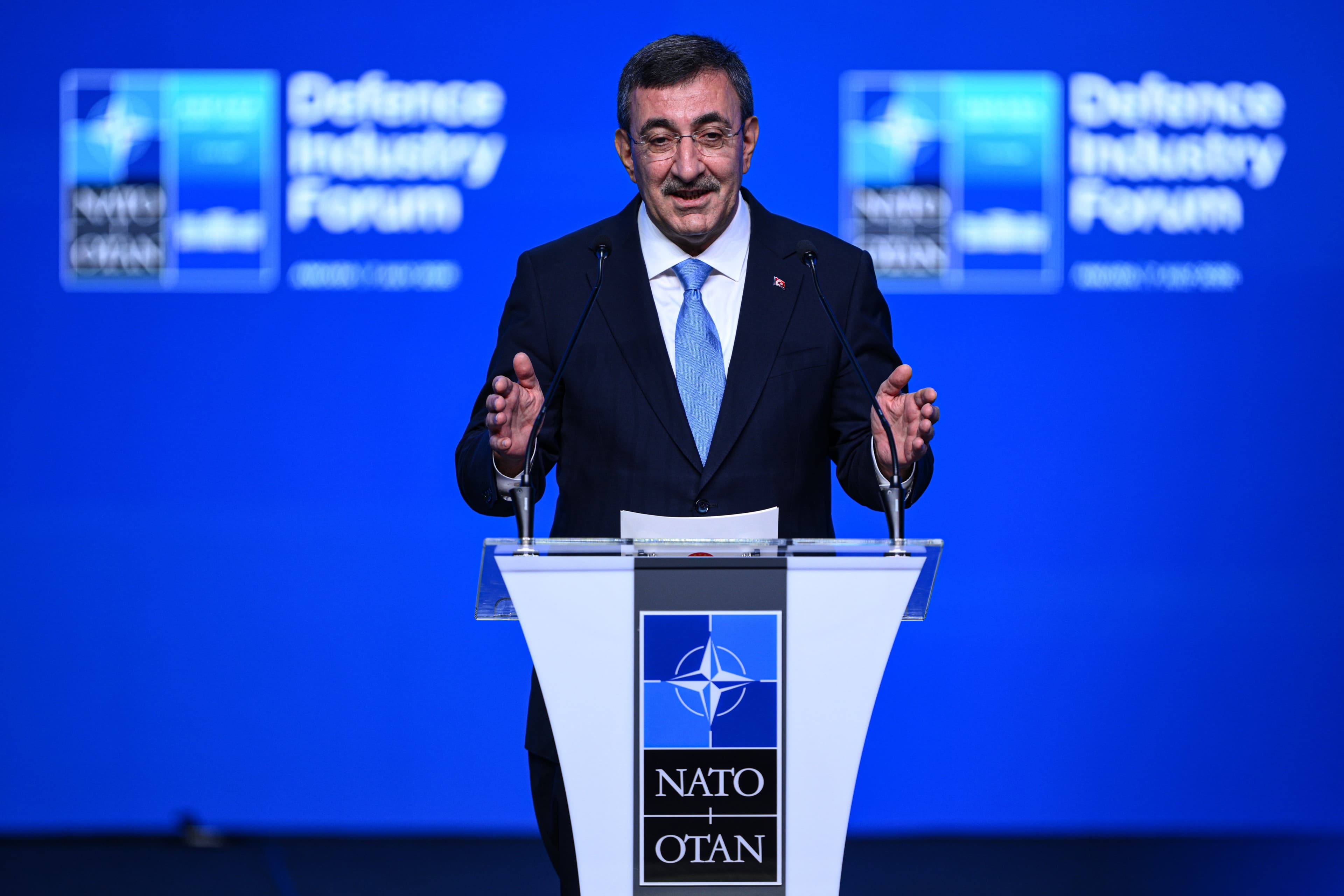یاریدەدەری ئەردۆغان: تورکیا لە پیشەسازیی بەرگریدا شۆڕشی کردووە