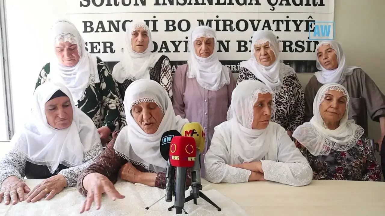 Dayîkên Aştiyê / Wêne: MA