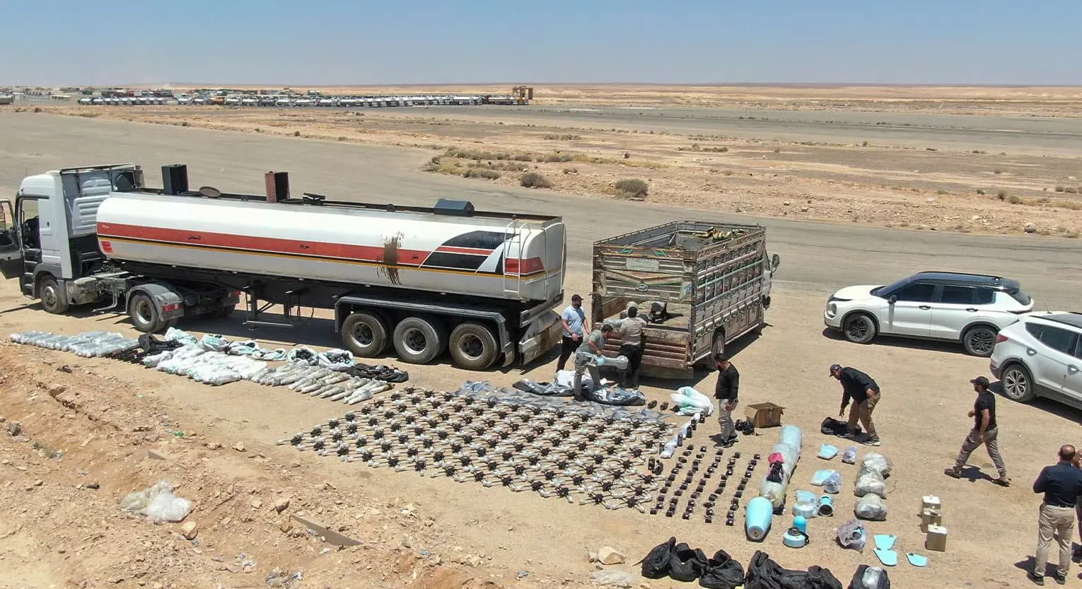 Suriye-Irak sınırında kaçak silah sevkiyatı yapılmak istendi.